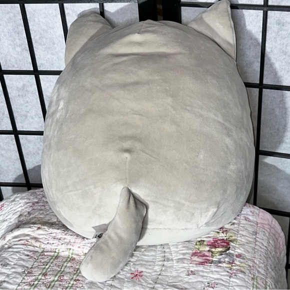 Squishmallows Carson the Gray Cat 8 in XOXO Large Plush Stuffed Animal - Picture 4 of 7
